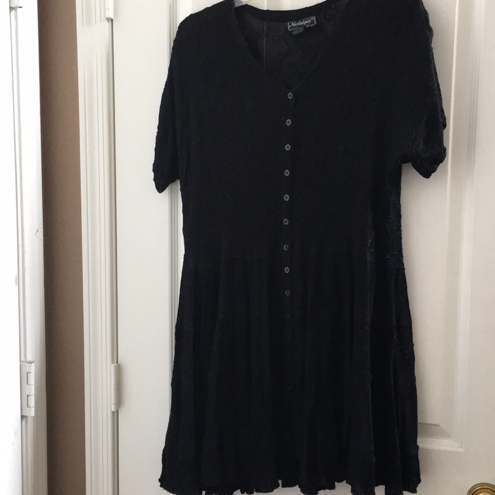 FINAL MARKDOWN Ladies’ Nostalgia Embroidered Button-front Dress (S)